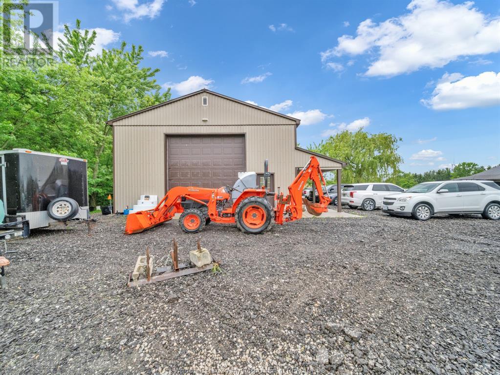 Photo 29 of 1418 County Rd 31, Lakeshore ON