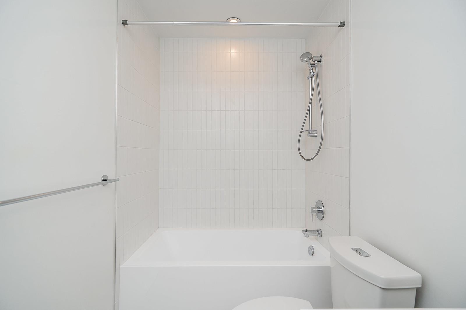 Photo 19 of 406 20695 Eastleigh Crescent, Langley BC