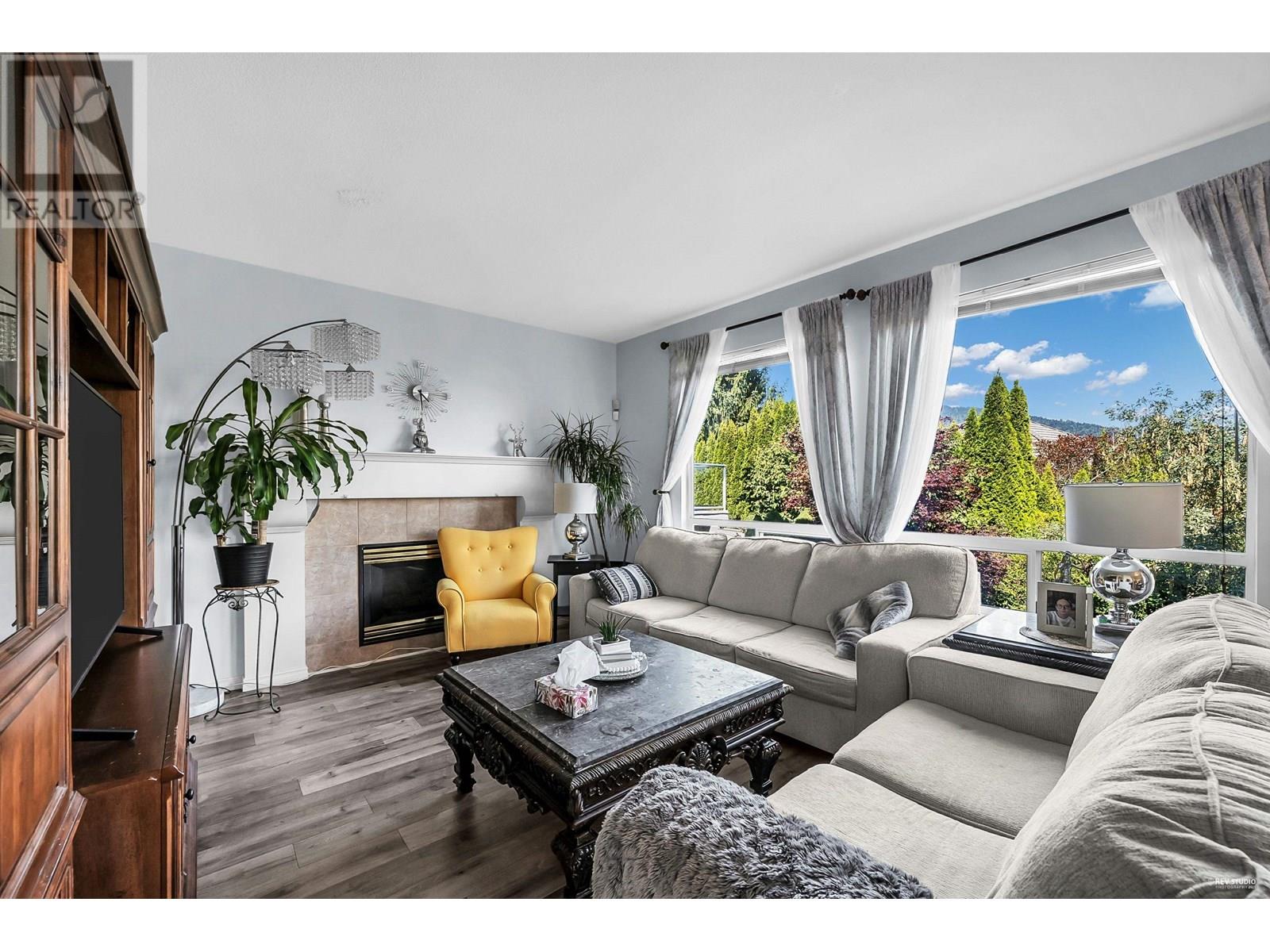 Photo 18 of 1601 Pinetree Way, Coquitlam BC