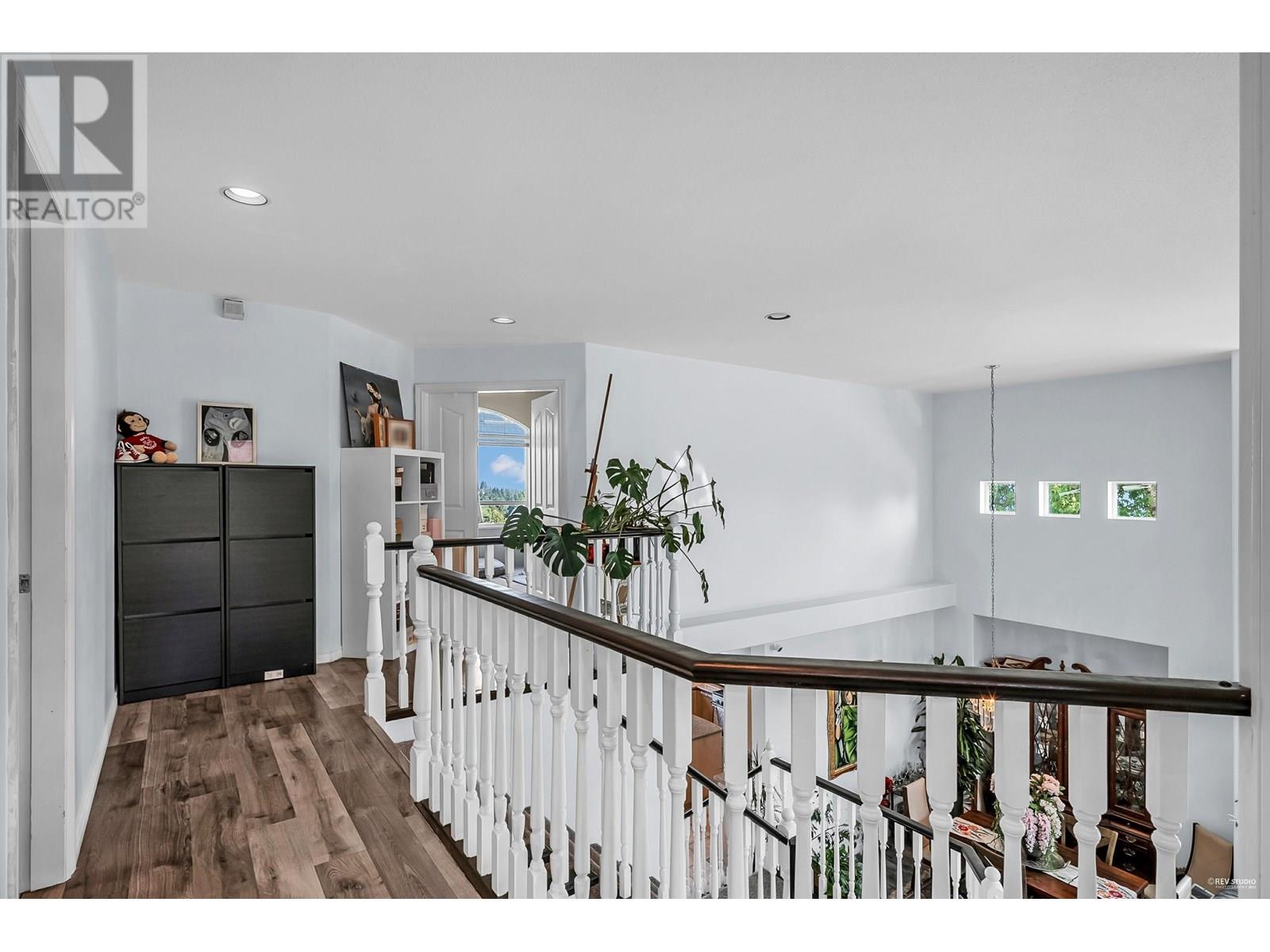 Photo 23 of 1601 Pinetree Way, Coquitlam BC
