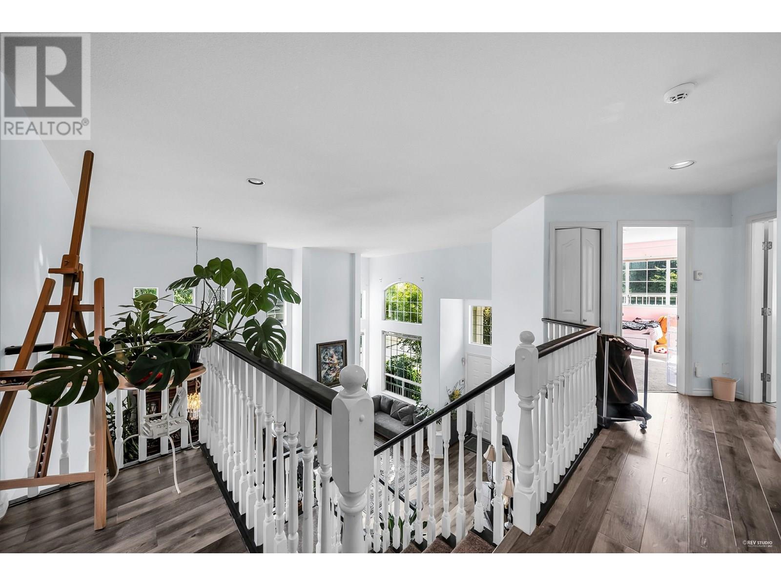 Photo 24 of 1601 Pinetree Way, Coquitlam BC