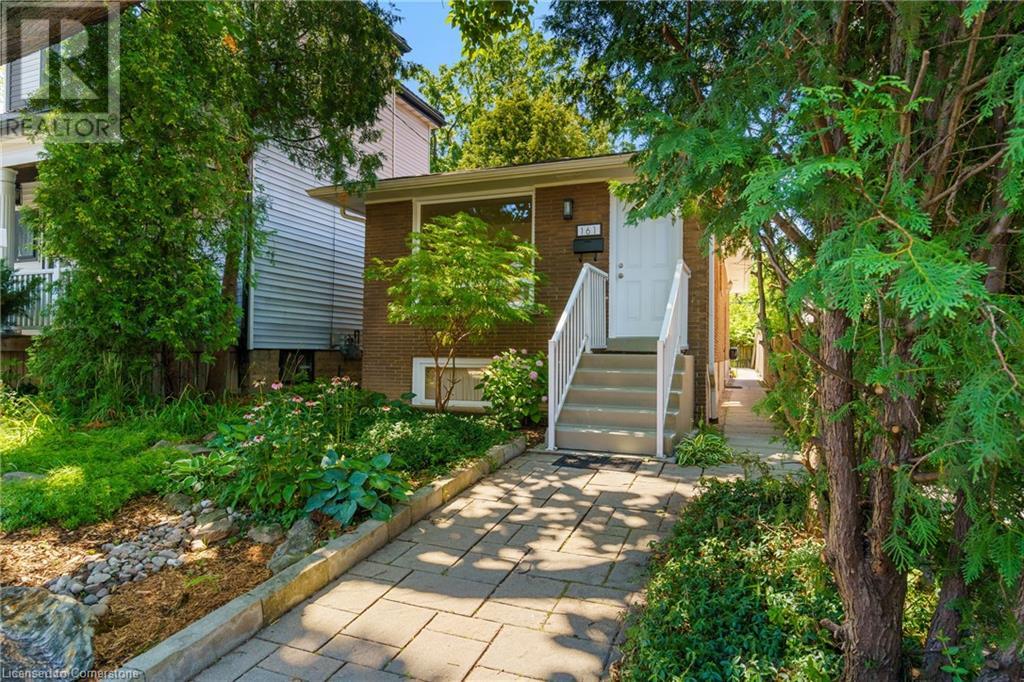 Photo 9 of 161 Homewood Avenue, Hamilton ON