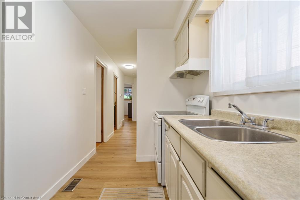 Photo 17 of 161 Homewood Avenue, Hamilton ON