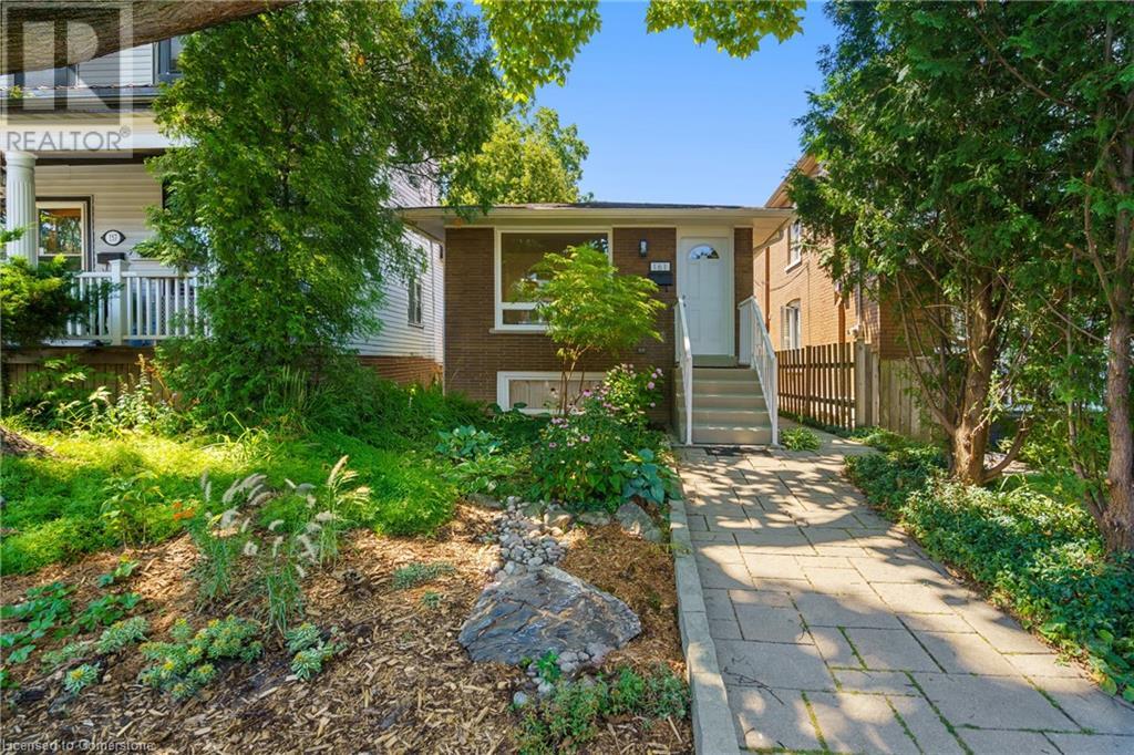 Photo 4 of 161 Homewood Avenue, Hamilton ON