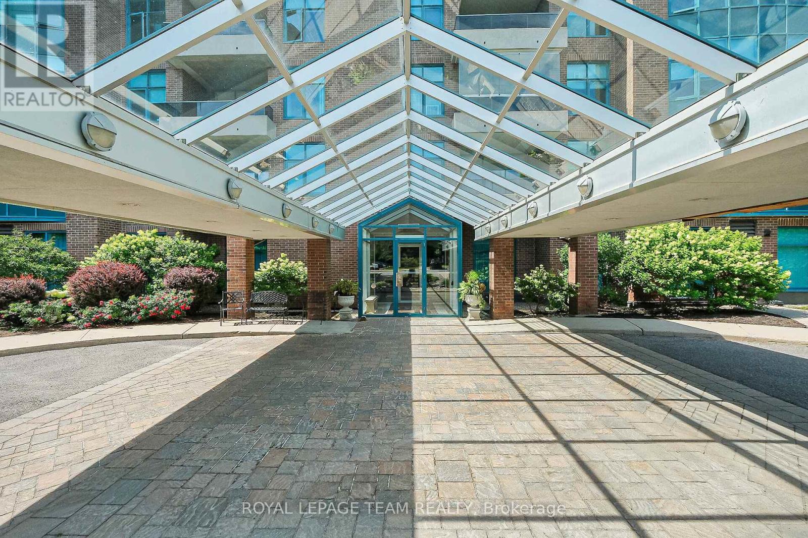 Covered front at building entrance