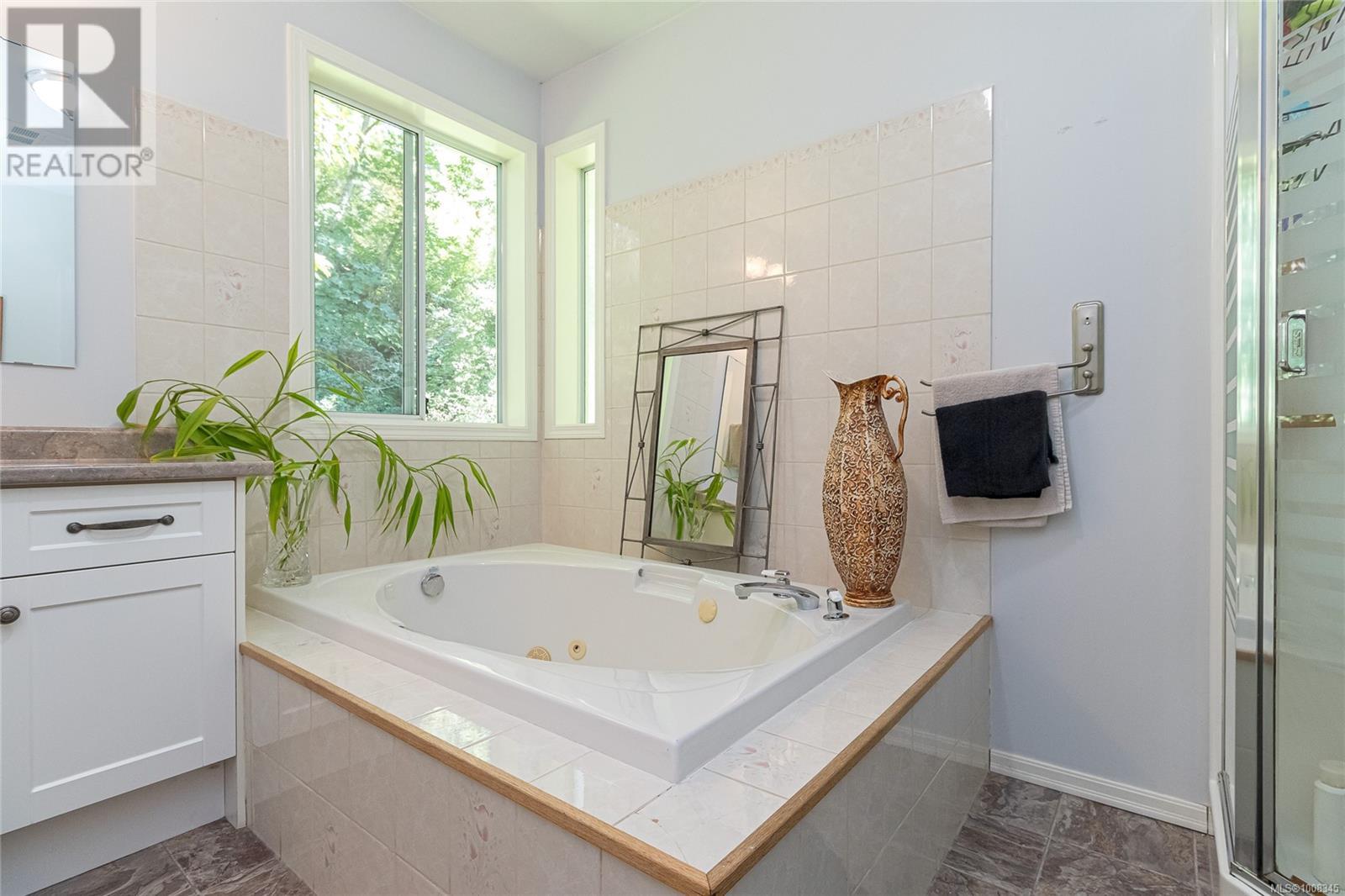 Photo 51 of 2074 Ludlow Rd, Sooke BC