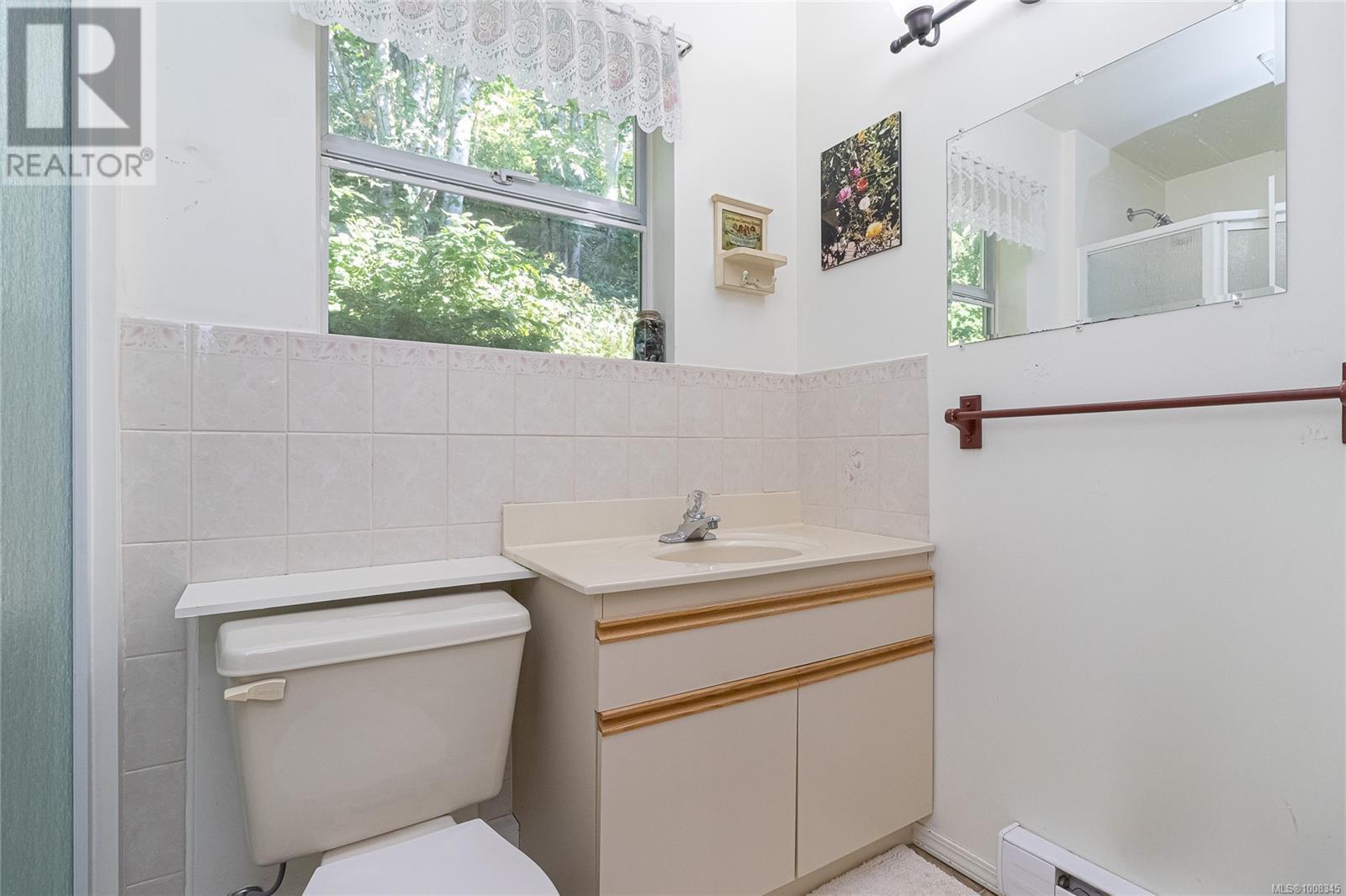Photo 27 of 2074 Ludlow Rd, Sooke BC