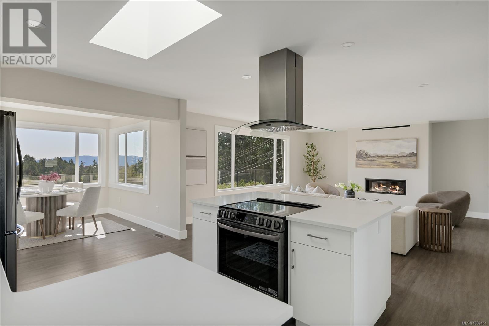 667 Noowick Rd, Mill Bay