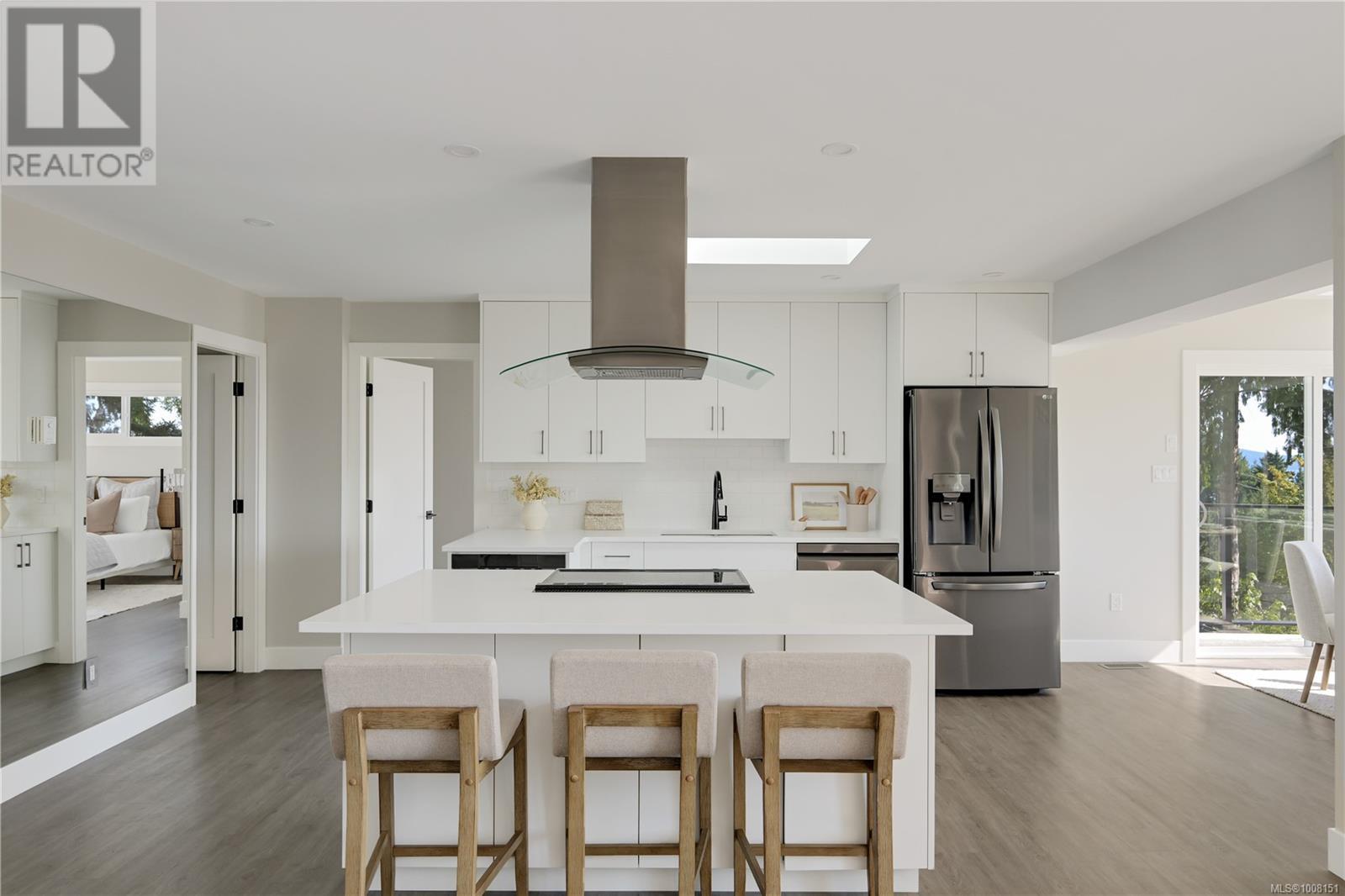 667 Noowick Rd, Mill Bay