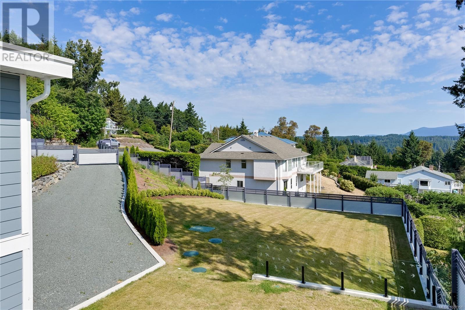 667 Noowick Rd, Mill Bay