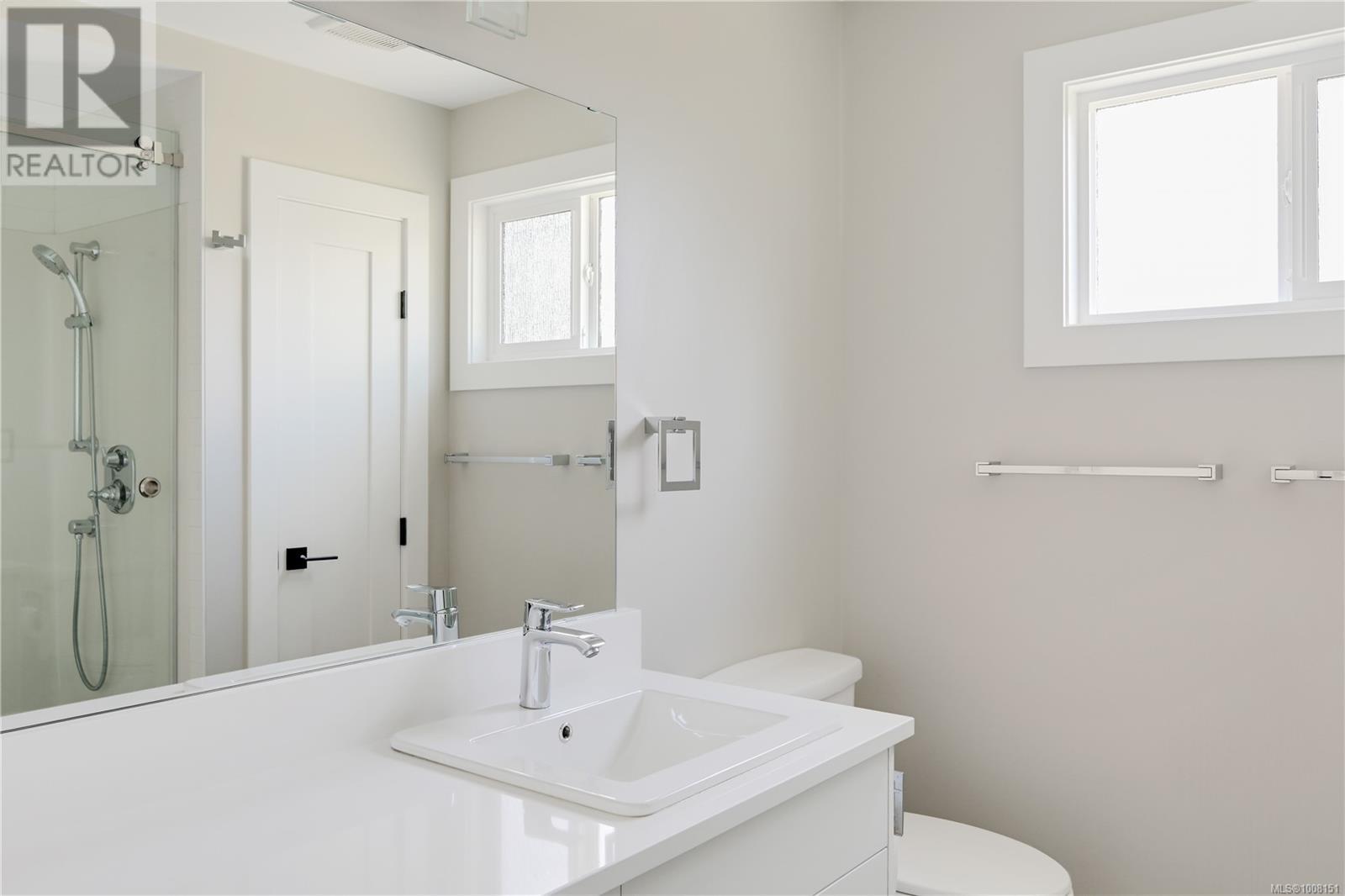 667 Noowick Rd, Mill Bay