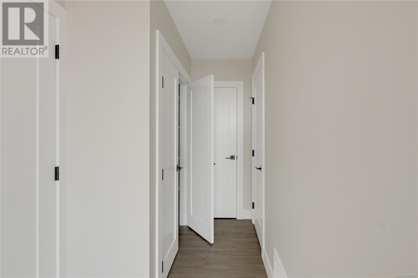 667 Noowick Rd, Mill Bay
