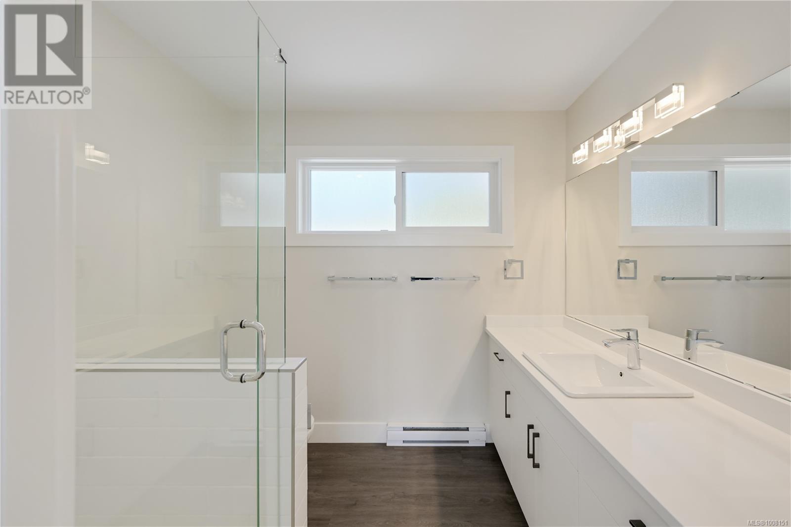 667 Noowick Rd, Mill Bay