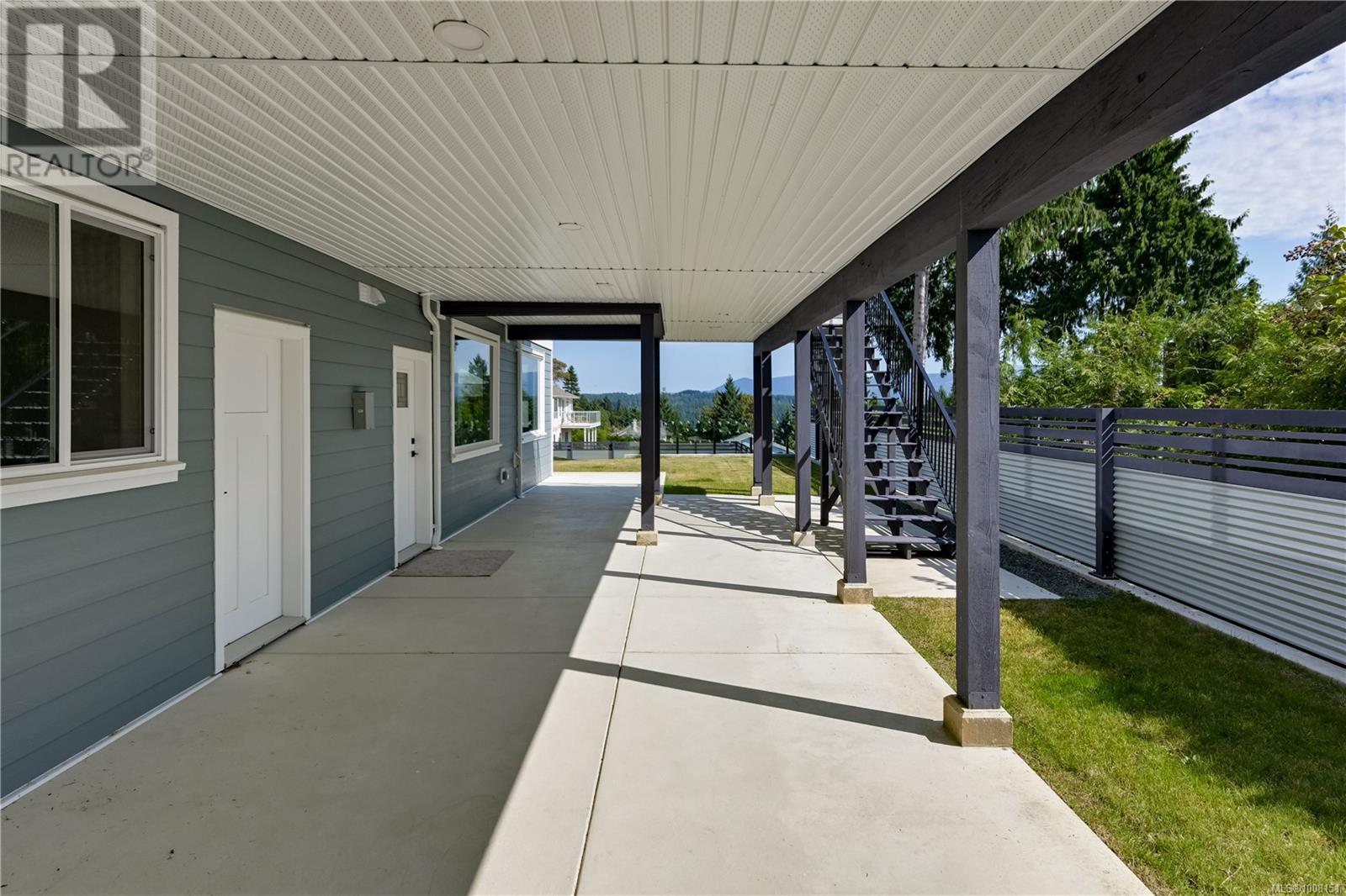 667 Noowick Rd, Mill Bay
