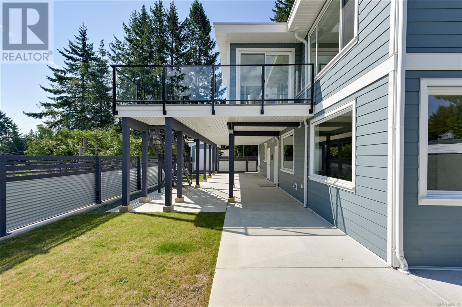 667 Noowick Rd, Mill Bay