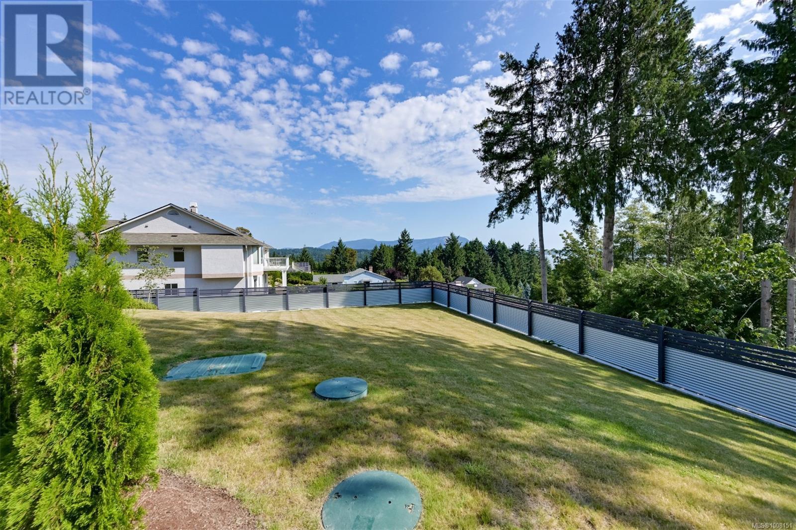 667 Noowick Rd, Mill Bay