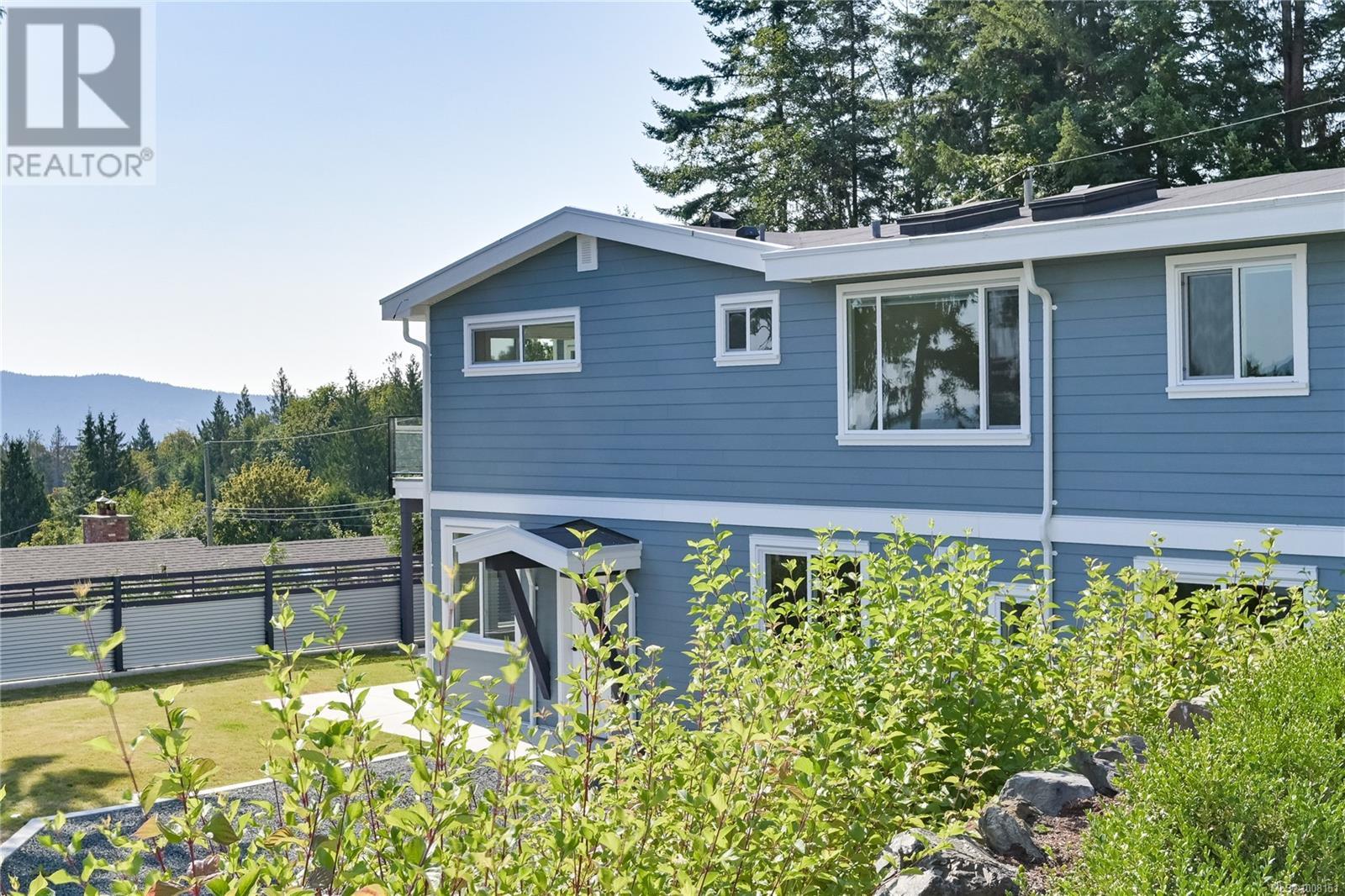 667 Noowick Rd, Mill Bay