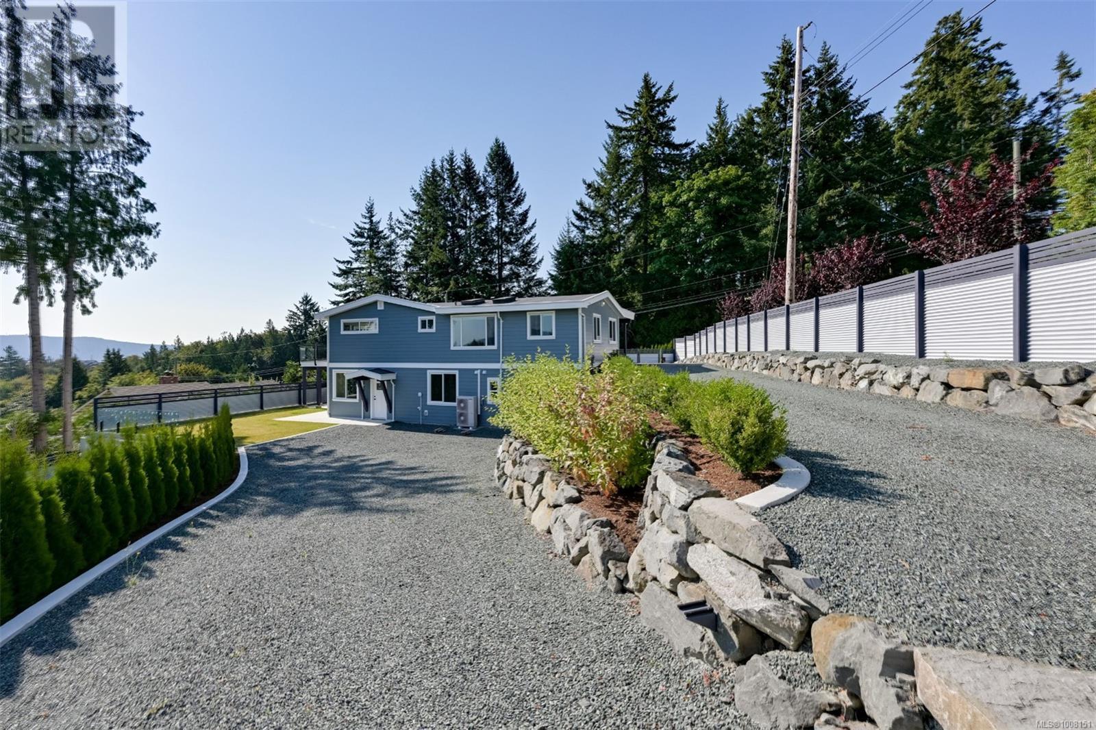 667 Noowick Rd, Mill Bay