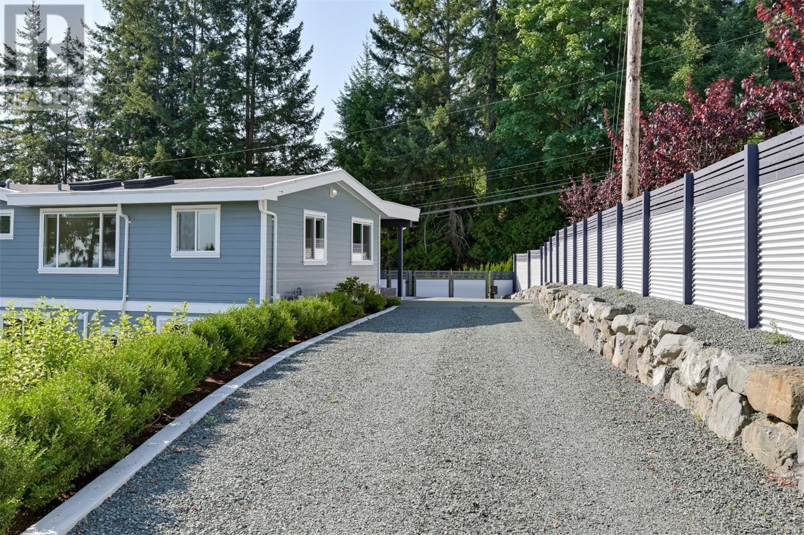 667 Noowick Rd, Mill Bay