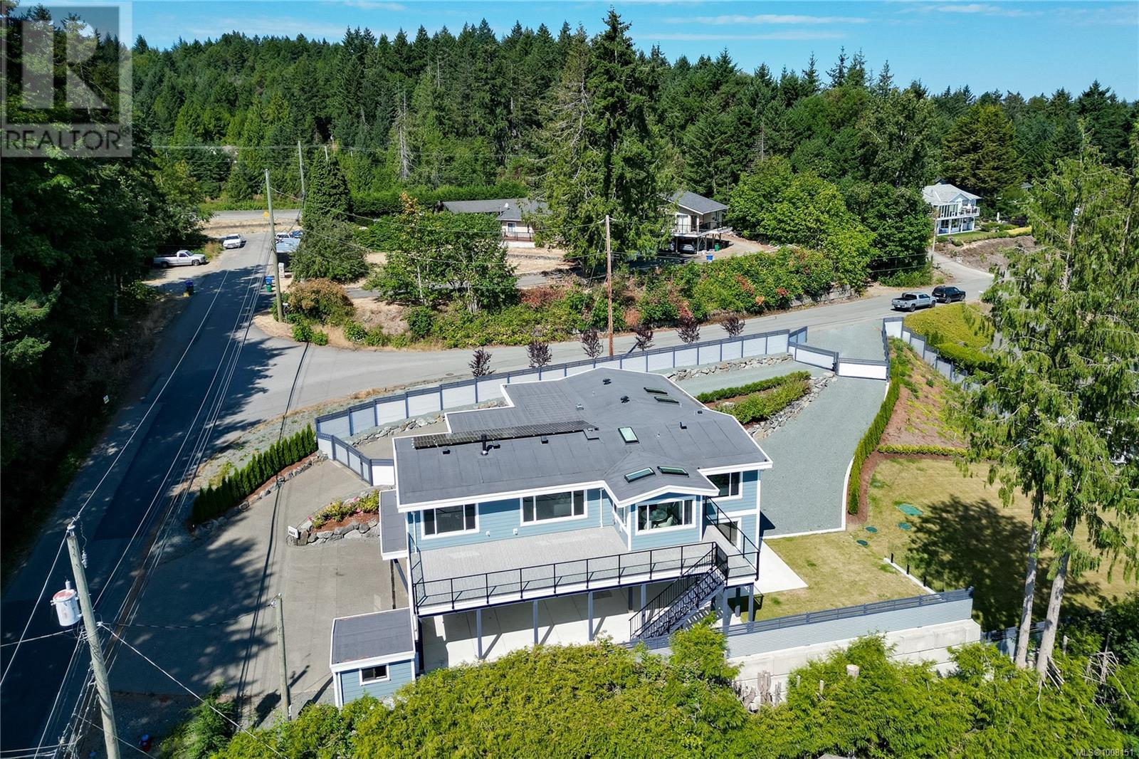 667 Noowick Rd, Mill Bay