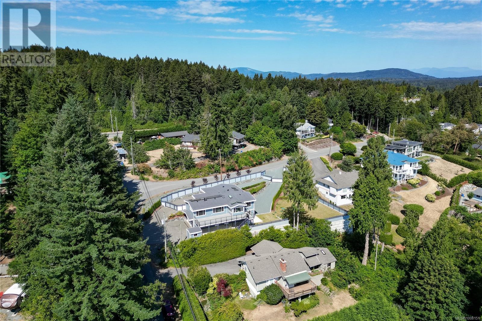 667 Noowick Rd, Mill Bay