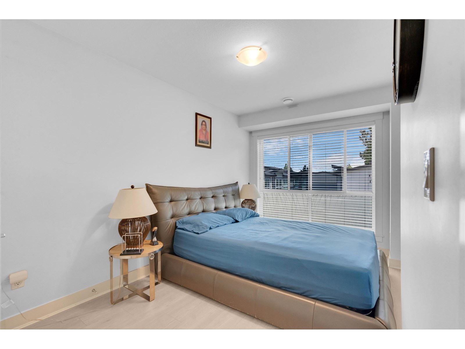 Photo 5 of 13 6162 138 Street, Surrey BC