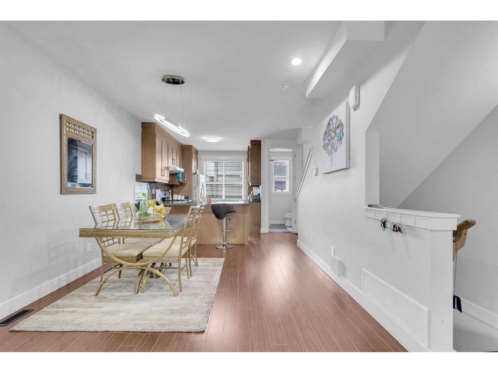 Photo 2 of 13 6162 138 Street, Surrey BC