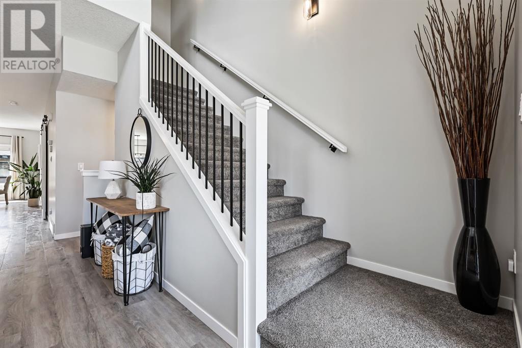 Photo 20 of 119 Wolf Creek Manor Se, Calgary AB