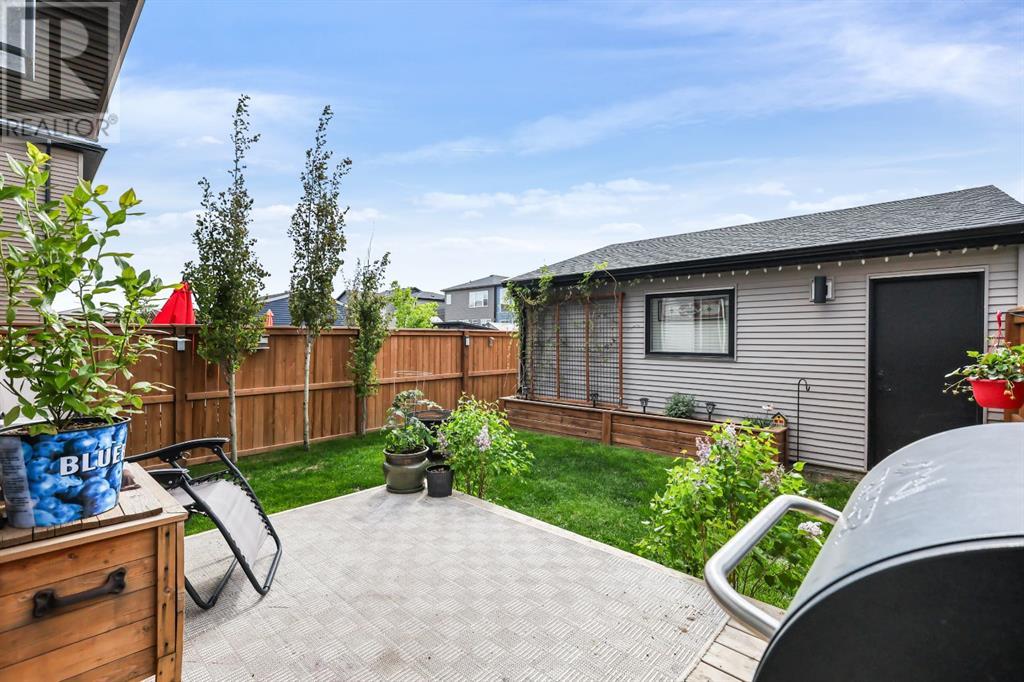 Photo 30 of 119 Wolf Creek Manor Se, Calgary AB