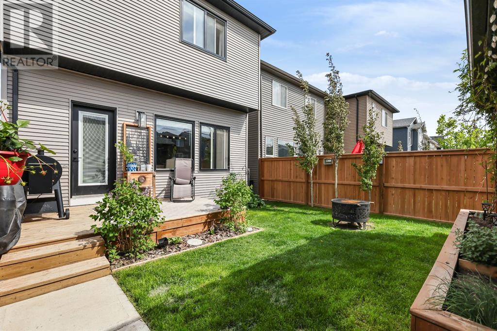 Photo 32 of 119 Wolf Creek Manor Se, Calgary AB