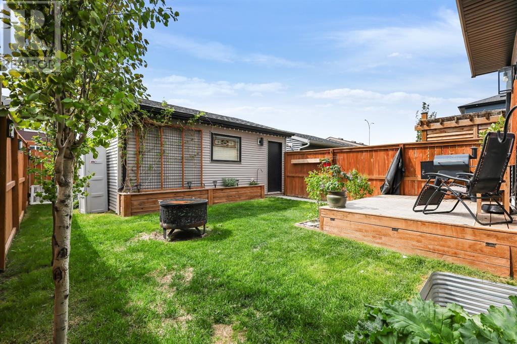 Photo 33 of 119 Wolf Creek Manor Se, Calgary AB