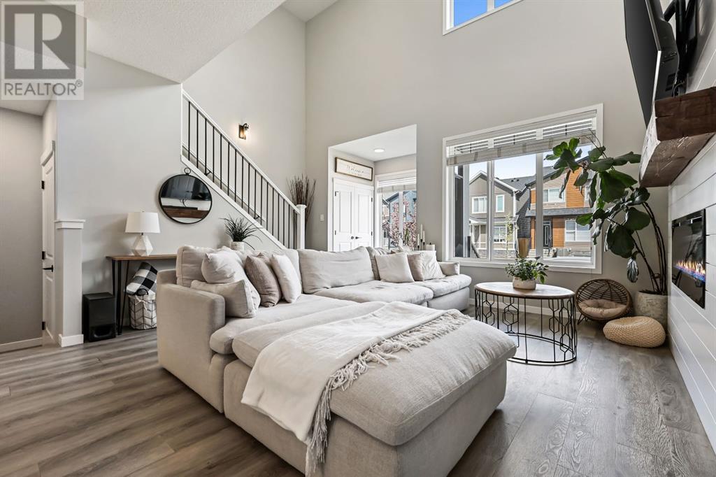 Photo 8 of 119 Wolf Creek Manor Se, Calgary AB