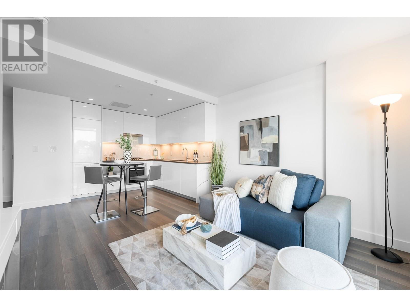 Photo 11 of 405 8181 Chester Street, Vancouver BC