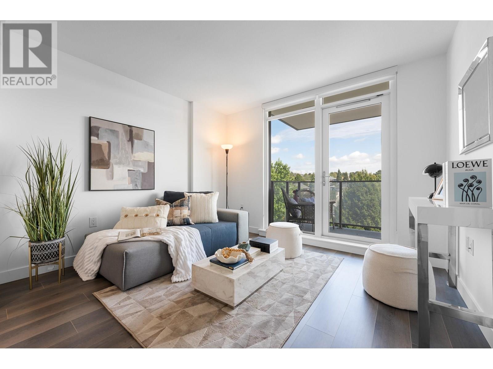 Photo 12 of 405 8181 Chester Street, Vancouver BC