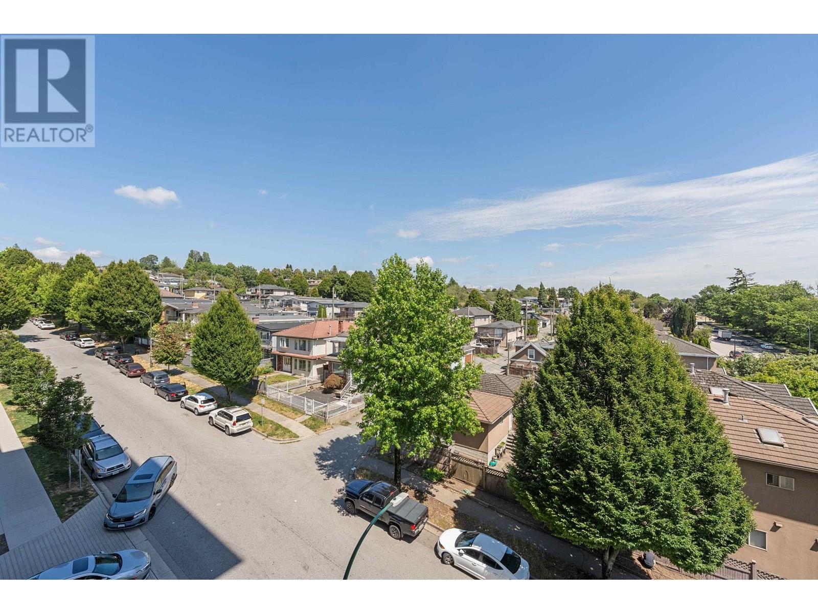 Photo 23 of 405 8181 Chester Street, Vancouver BC