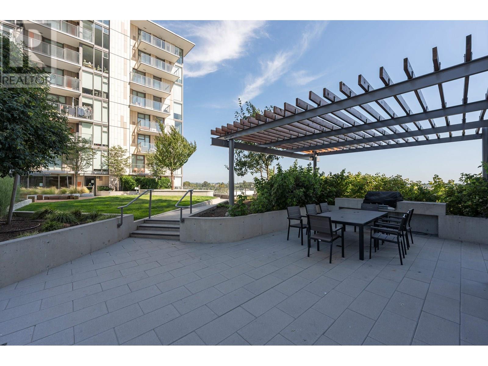 Photo 31 of 405 8181 Chester Street, Vancouver BC