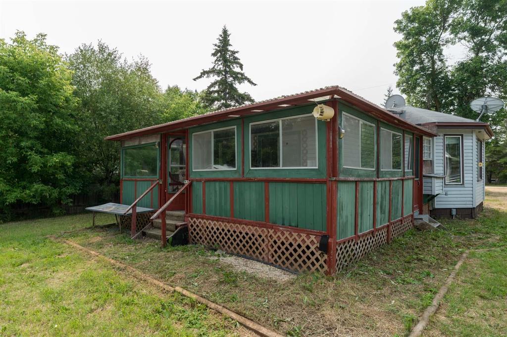 Photo 21 of 339 Lake Avenue, Winnipeg Beach MB