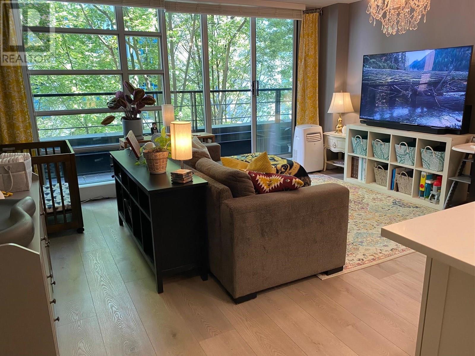 Photo 2 of 304 1255 Seymour Street, Vancouver BC