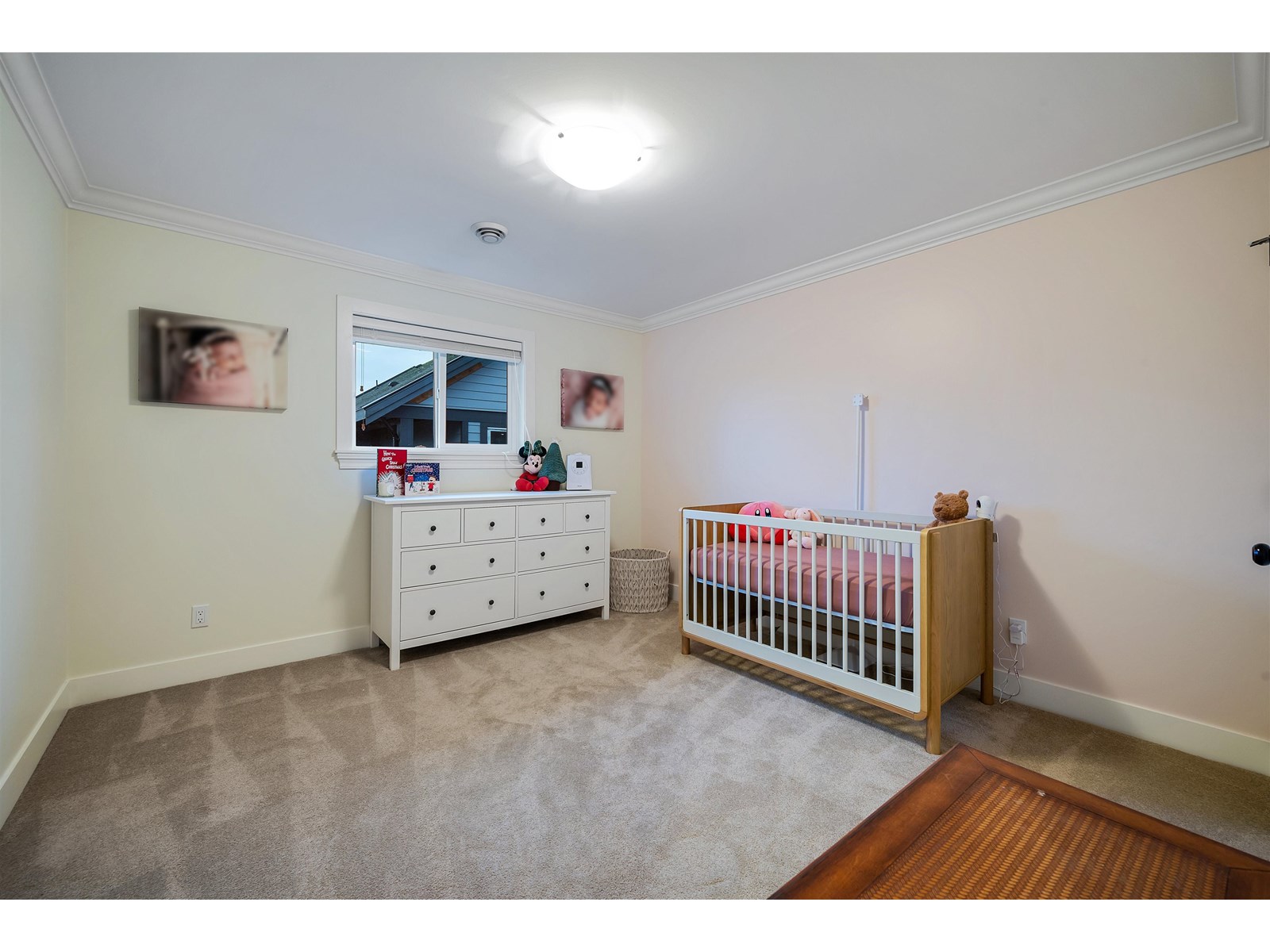 Photo 8 of 15923 98 A Avenue, Surrey BC