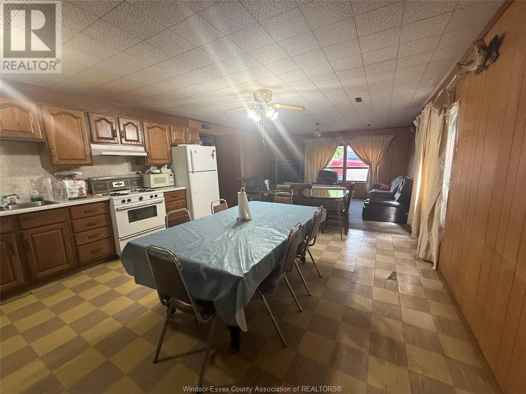 Photo 33 of 1947 1953 Talbot Road, Kingsville ON