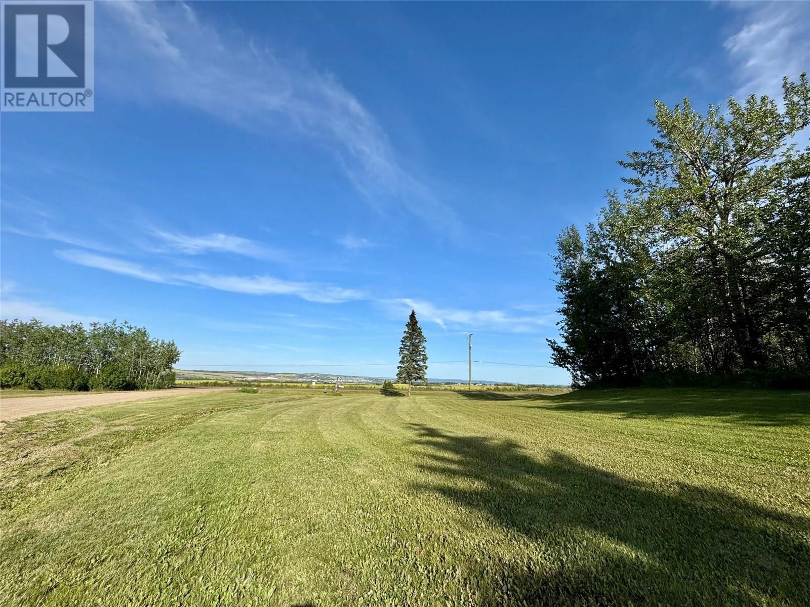 Photo 5 of 8839 227 Road, Dawson Creek BC