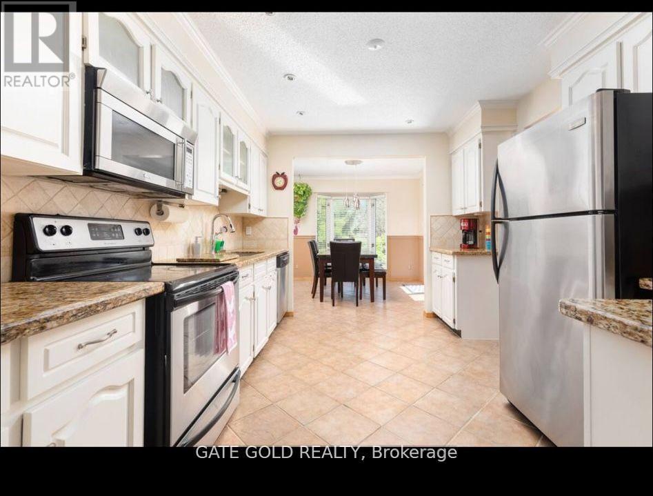 Photo 14 of 51 Beck Boulevard, Penetanguishene ON