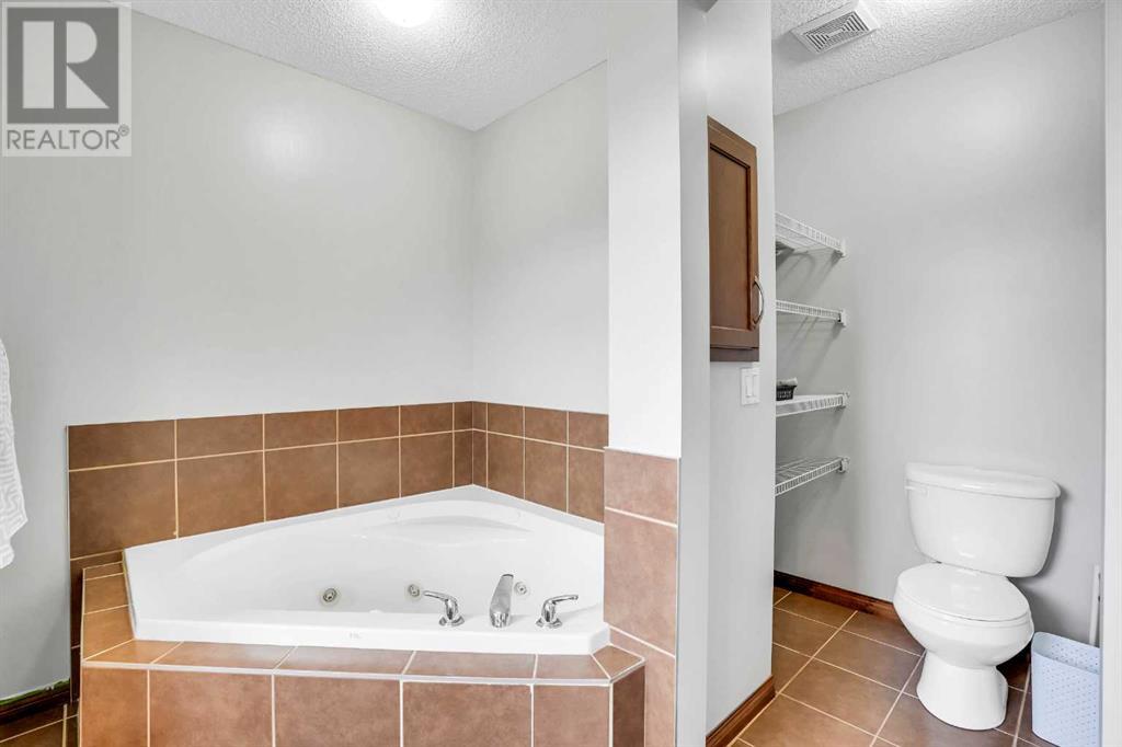 Single Family House for Sale in  Taralake Way NE Taradale Calgary 