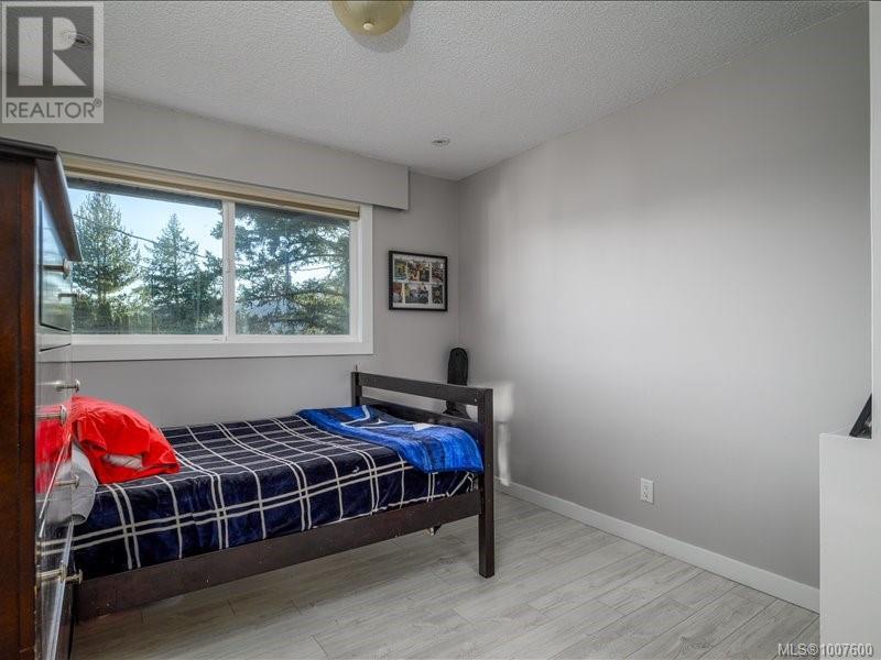 Photo 14 of 1732 James Way, Nanaimo BC