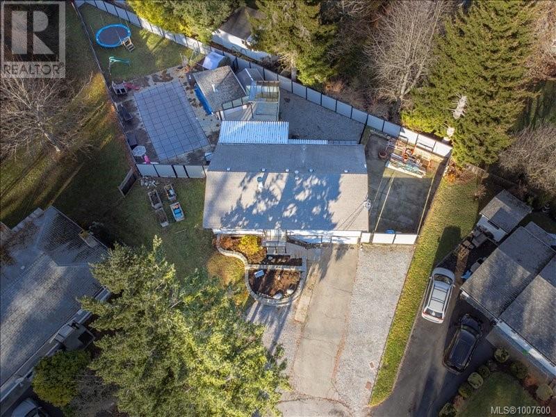 Photo 33 of 1732 James Way, Nanaimo BC