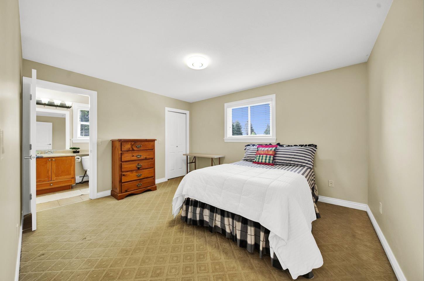 Photo 23 of 14850 69 Avenue, Surrey BC