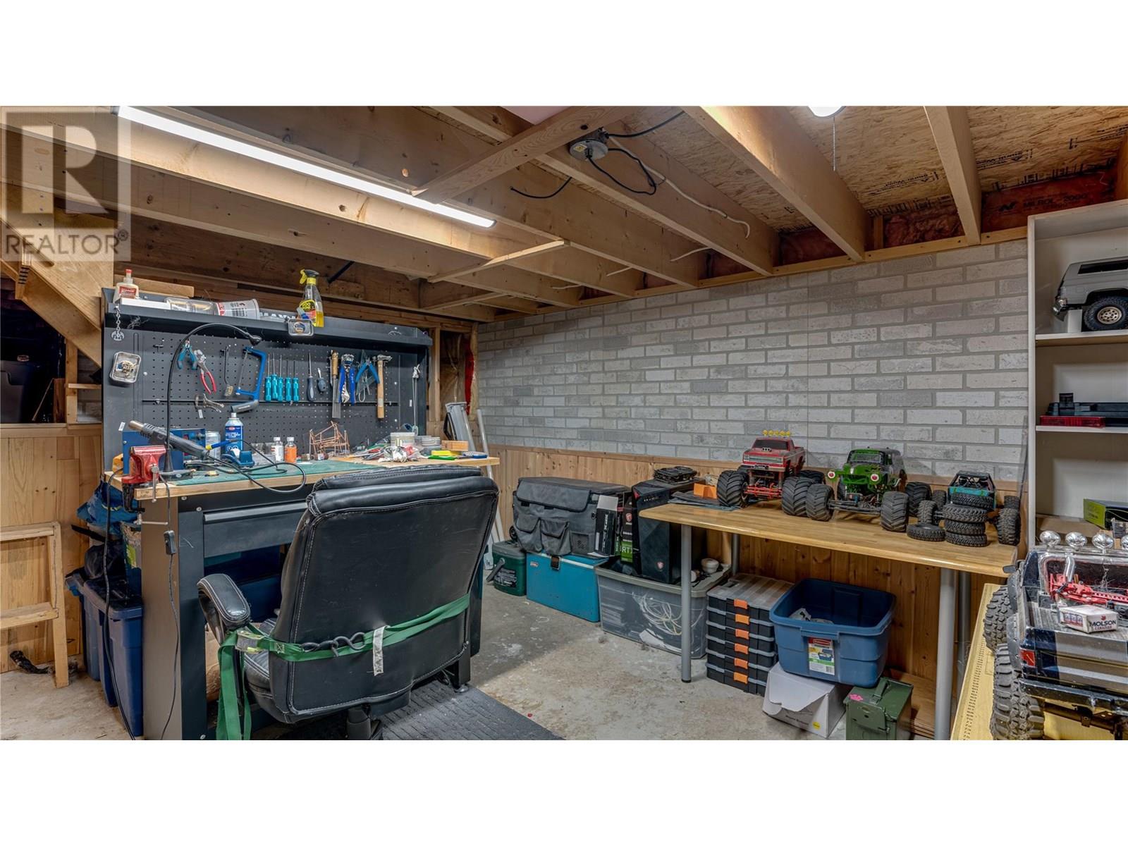  7204 Dunwaters Road, Kelowna