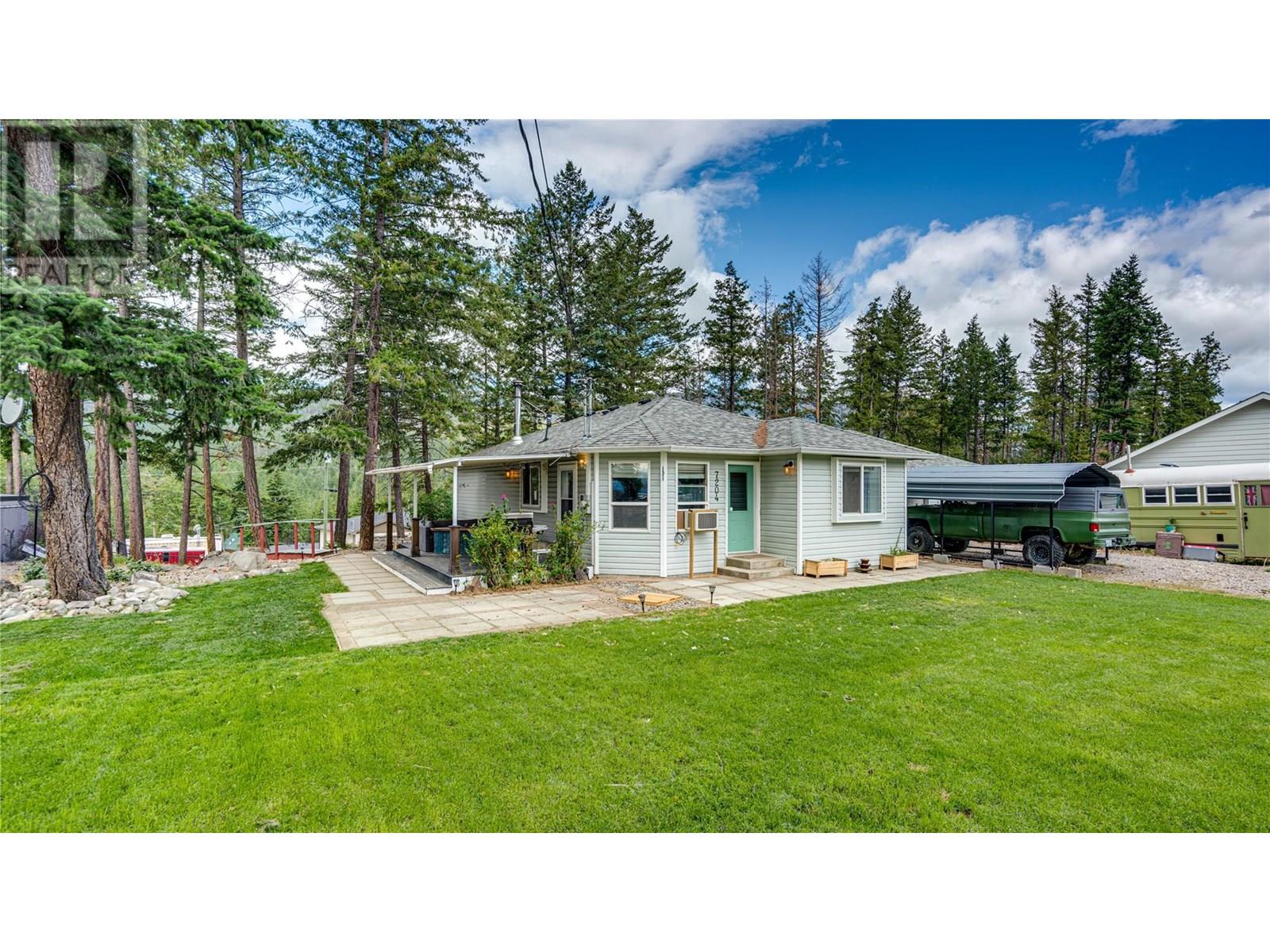  7204 Dunwaters Road, Kelowna