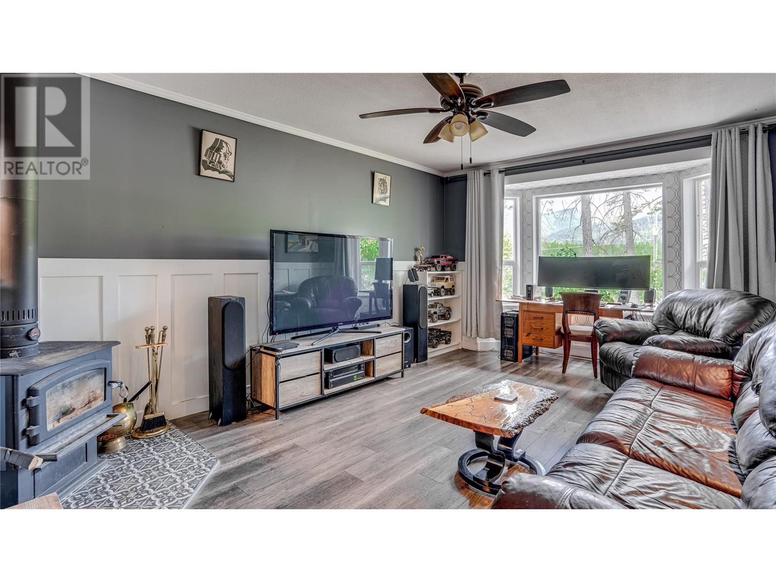  7204 Dunwaters Road, Kelowna