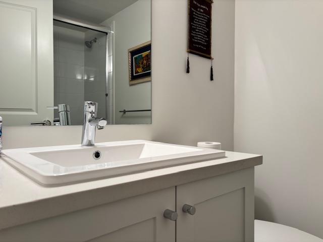 Photo 8 of 1 16678 25 Avenue, Surrey BC